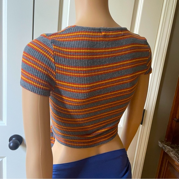 Like New Project Social T x Urban Outfitters Tie Front Wrap Crop Top Tee - Picture 5 of 6